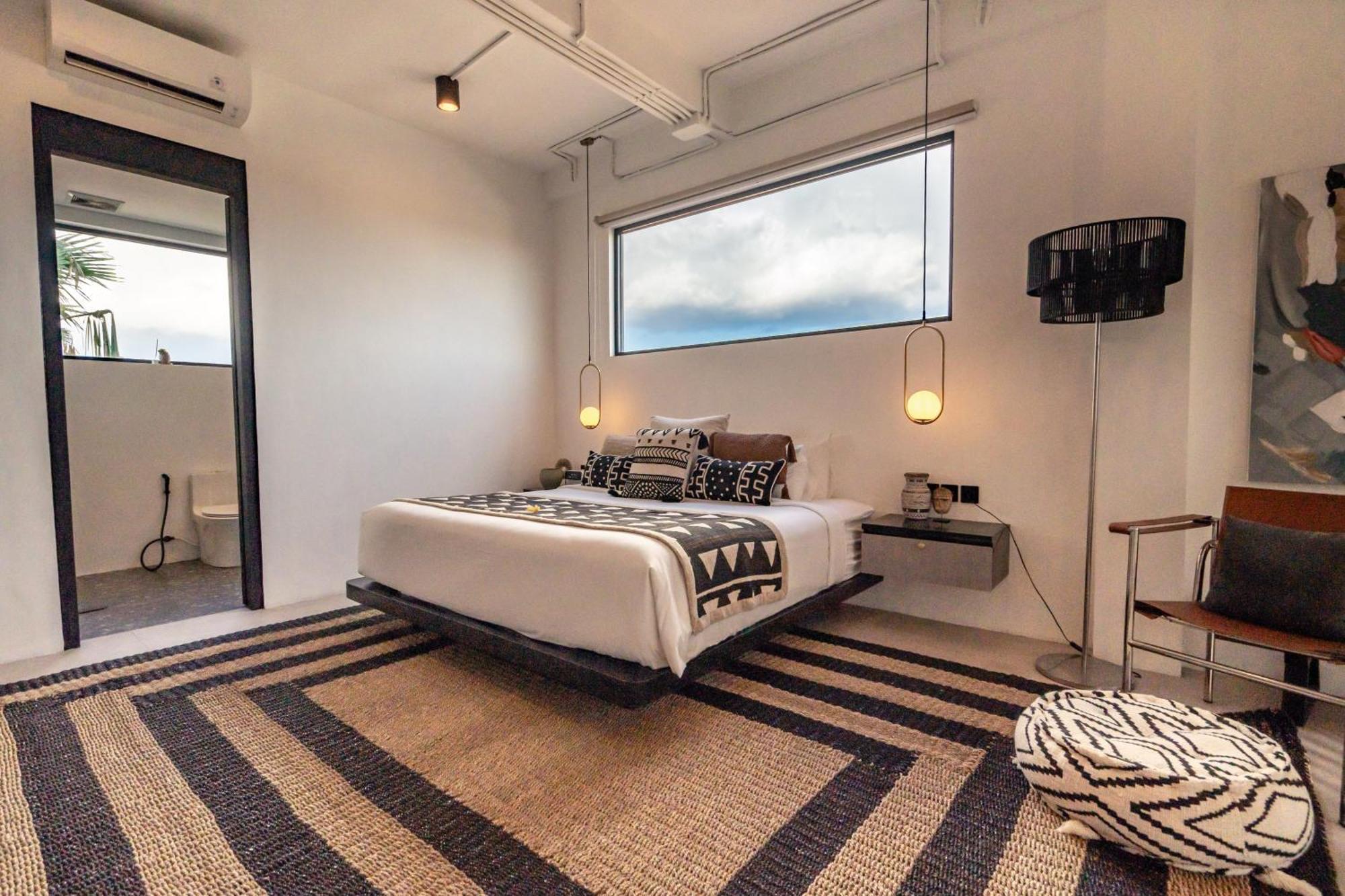 Onyx Beach Hotel Canggu Exterior foto
