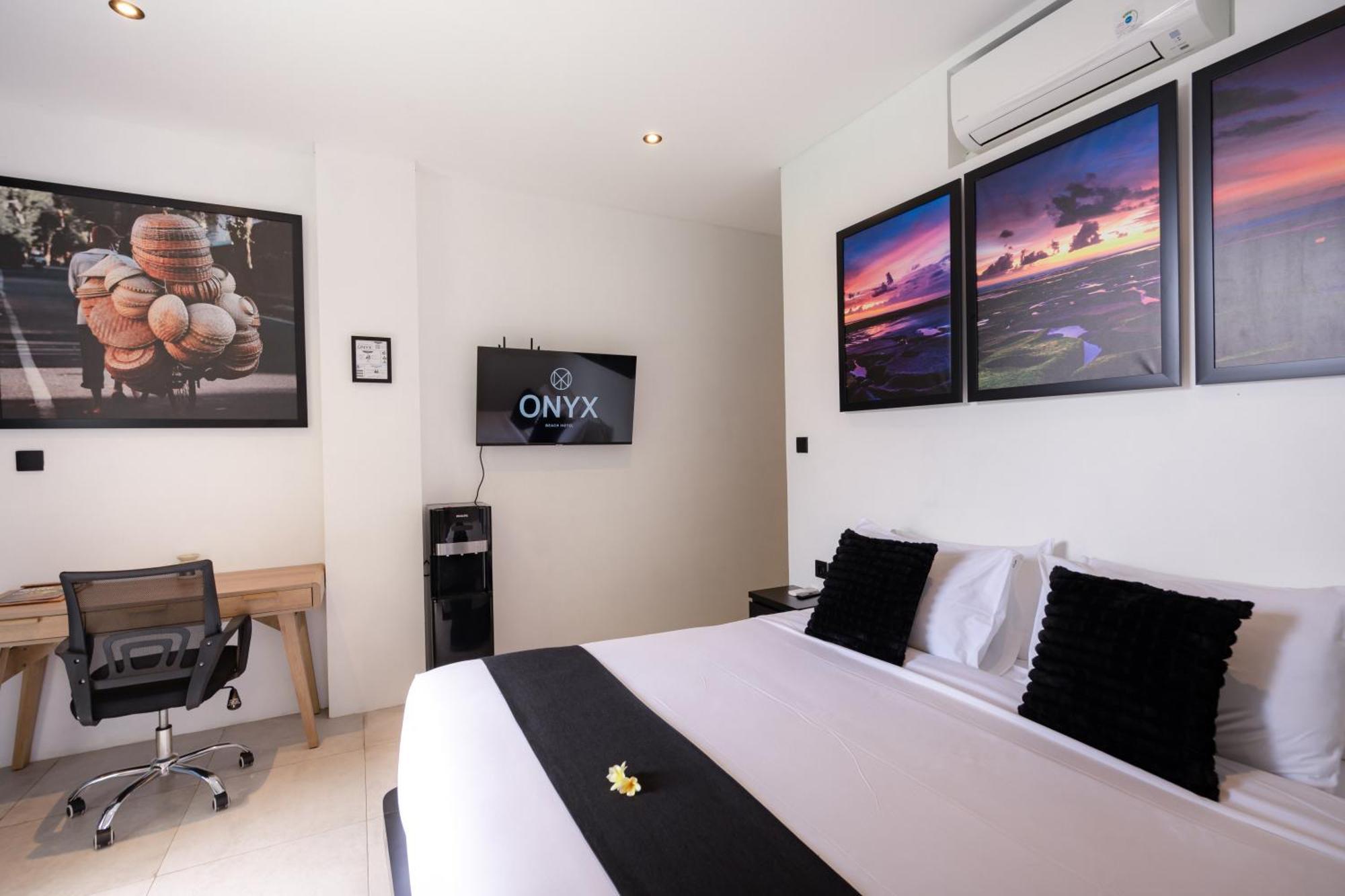 Onyx Beach Hotel Canggu Exterior foto