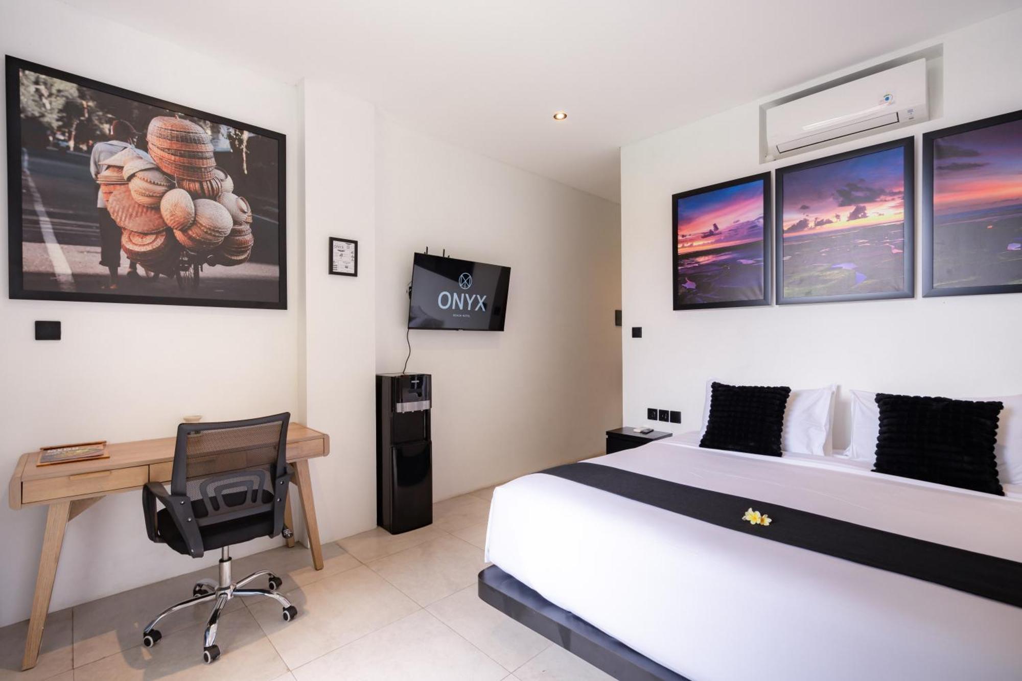 Onyx Beach Hotel Canggu Exterior foto